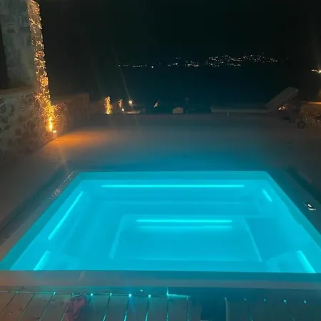 In Paros, Fantastic Waterfront Villa