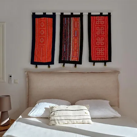 In Paros, Fantastic Waterfront Villa