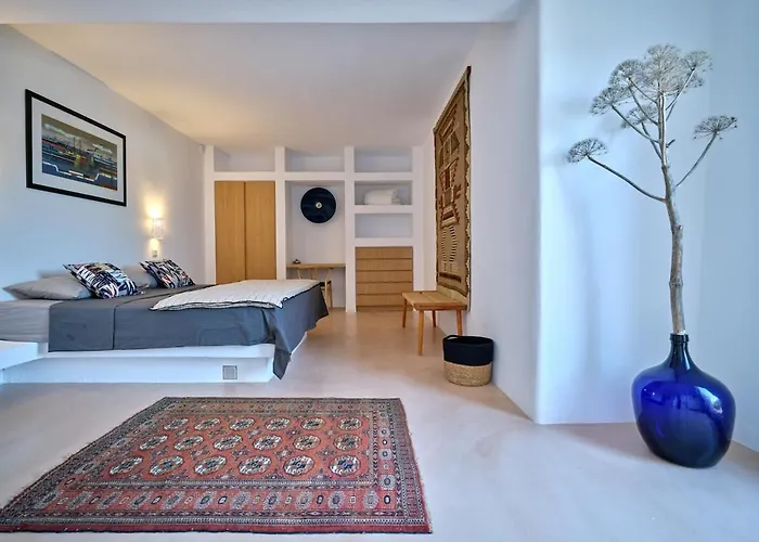 In Paros, Fantastic Waterfront Βίλα *