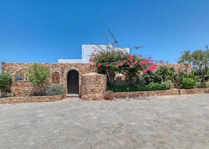 In Paros, Fantastic Waterfront Πάρος